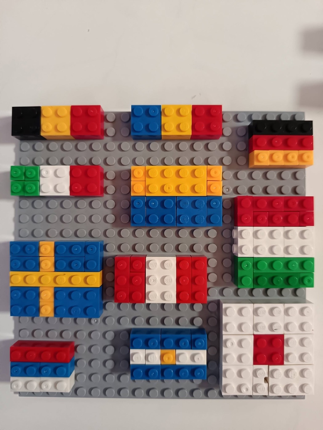 Steaguri din LEGO